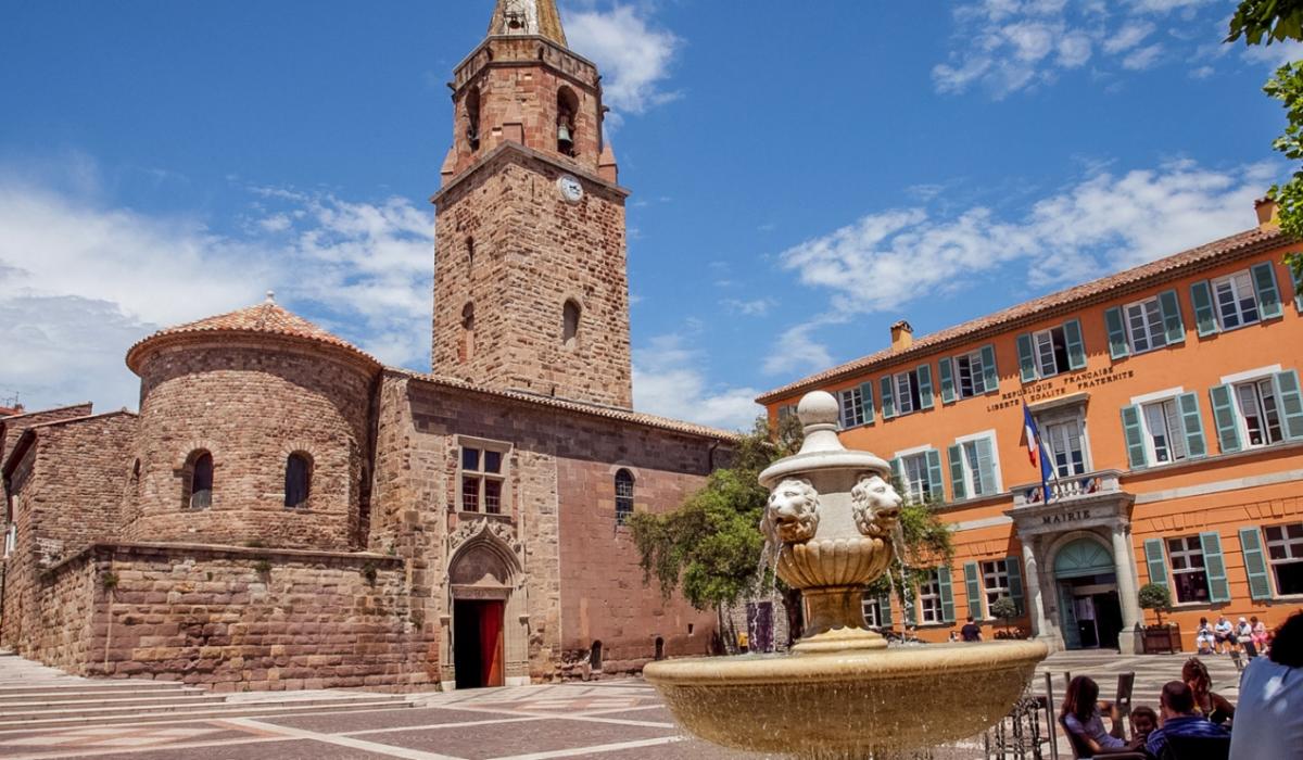 Fréjus dans le Var - zone d'intervention Top Toiture